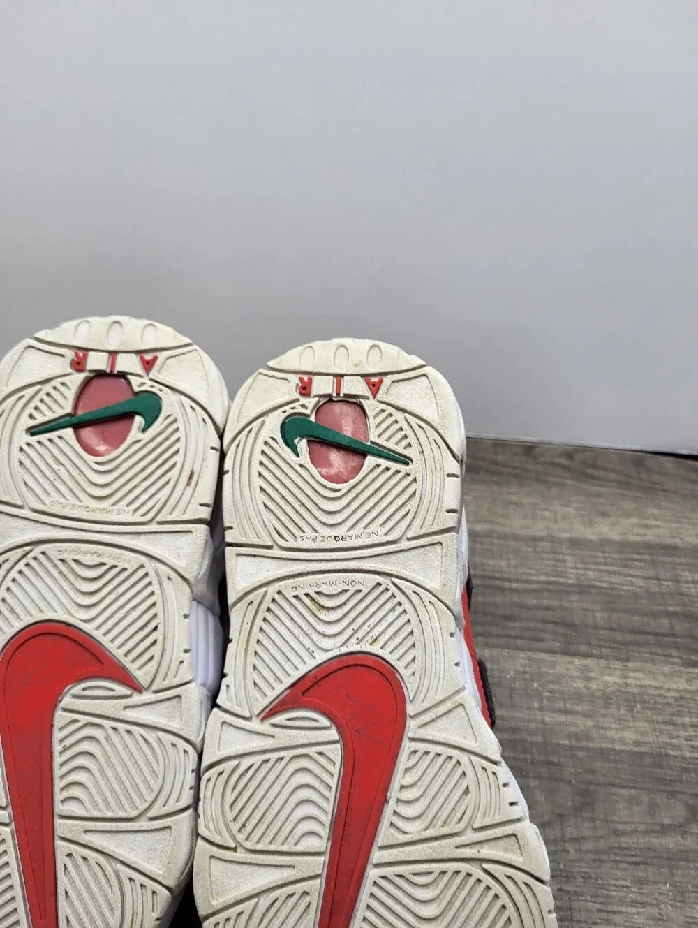 Nike Boys Air More Uptempo DV2205-600 Red Basketball Shoes Sneakers Size 5 Y